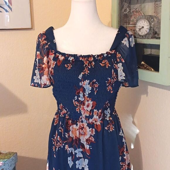 LC Lauren Conrad Blue Floral Tiered Midi Dress. - Picture 3 of 12